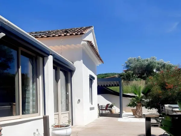 Maison de plain-pied 4 pièces 120 m²