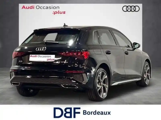 Audi A3 40 tfsie 204 s tronic 6 s line — photo 5