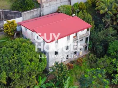 IMMENBLE À VENDRE 293 m² : Investissement locatif 4 logements - deux T4, un T2 et un studio.