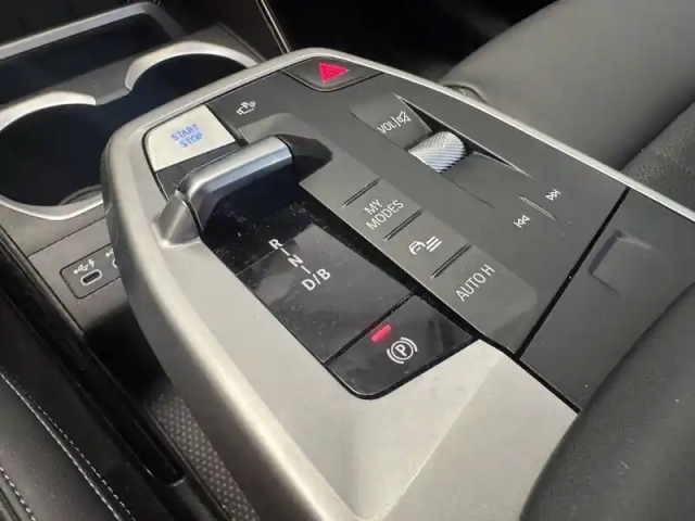 Bmw X1 i xdrive30 — photo 40