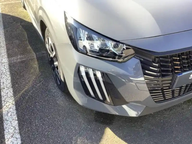 Peugeot 208 puretech 75 s&amp;s bvm5 — photo 16