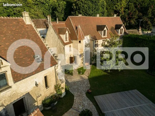 Local commercial 559 m²