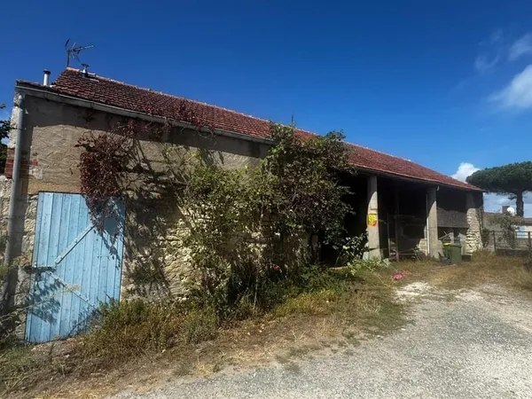DOLUS D'OLERON (17550), COTE OUEST, TERRAIN 600 m² et GRANGE