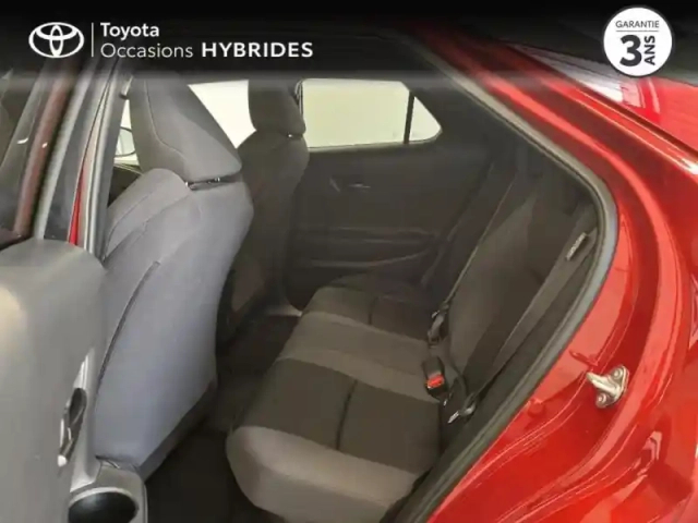 Toyota C-Hr 2.0 hybride rechargeable 225ch design my25 — photo 4