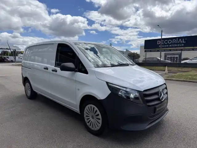 Mercedes Vito fourgon 114 cdi compact bva rwd — photo 7