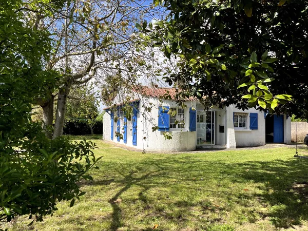 ANGLES - Maison 3 chambres, terrain 996 m²