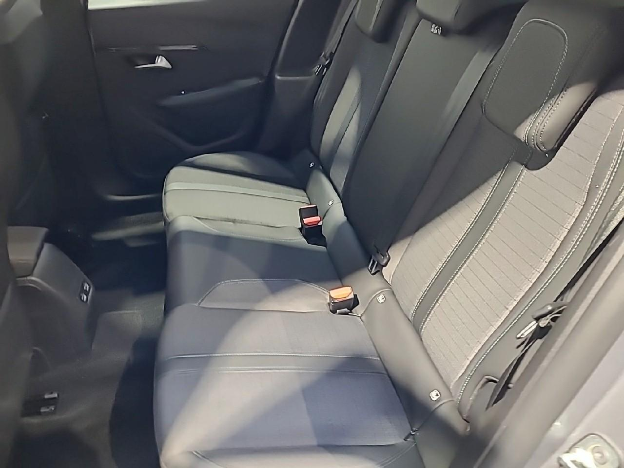 Peugeot 208 puretech 100 s&s bvm6 allure pack — photo 13