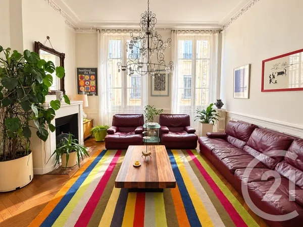 Appartement 7 pièces 160 m²
