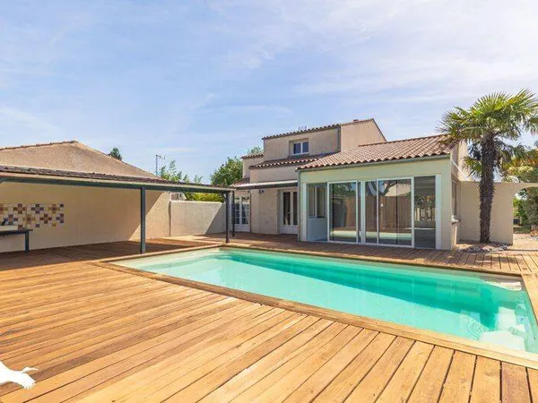 Maison 7 pièces 175 m²