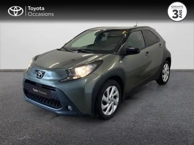 Toyota Aygo x 1.0 vvt-i 72ch design s-cvt — photo 1