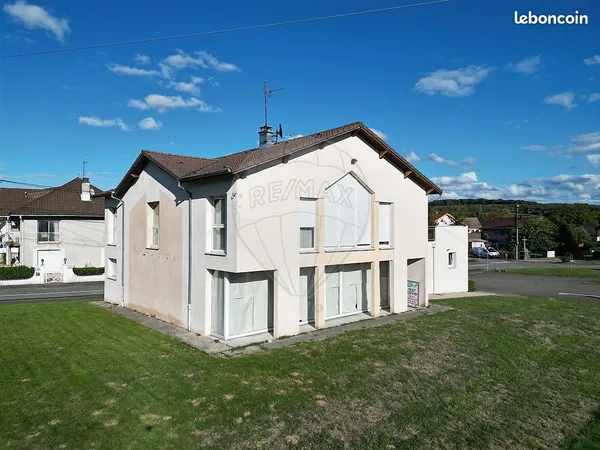 Local commercial 113 m²