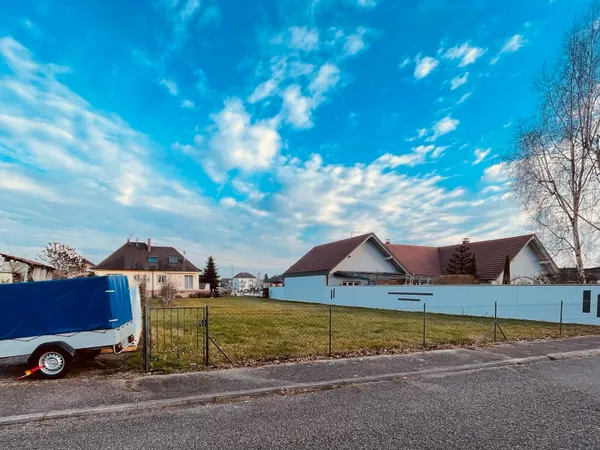 Terrain 730 m²
