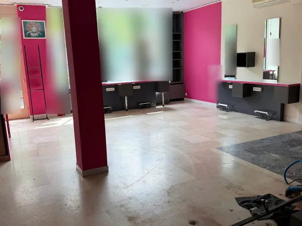 Local commercial 85 m²