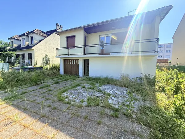 Maison Villiers-le-bel 10 pièce(s) 191 m2