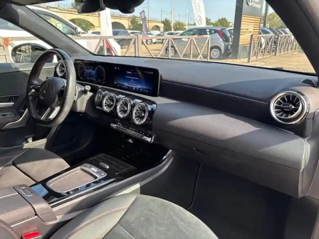 Mercedes Classe A berline 250 e 163+109ch amg line 8g-dct — photo 8