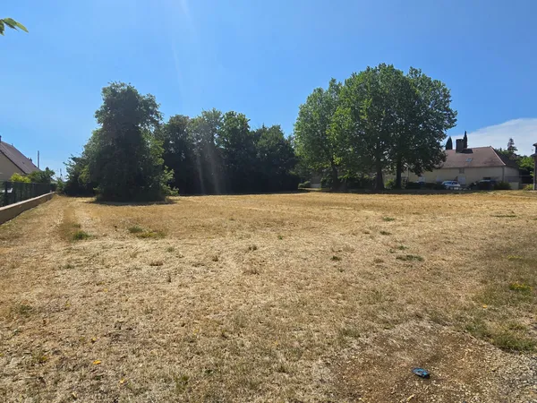 Terrain 1760 m²