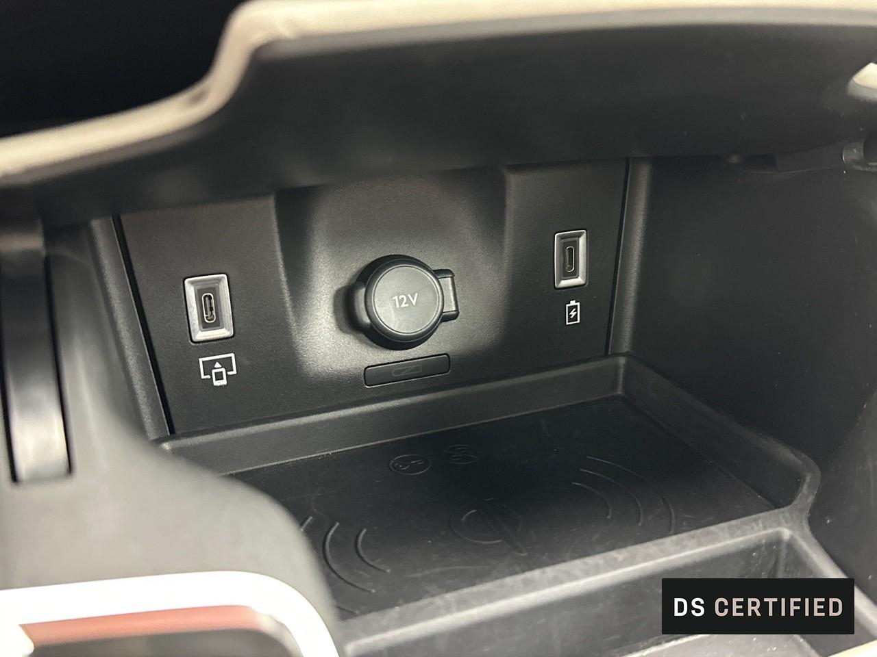 Ds Ds 7 crossback hybride rechargeable e-tense 300 eat8 4x4 opera — photo 31