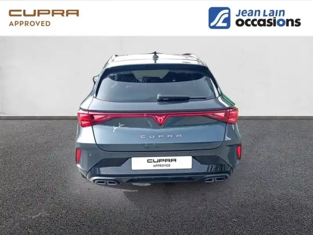 Cupra Leon sportstourer 1.5 etsi hybrid 150 ch dsg7 — photo 8