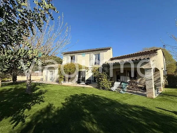 Maison 6 pièces 200 m²