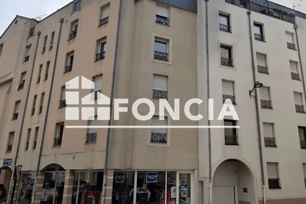 Stationnement Location Nantes   70€