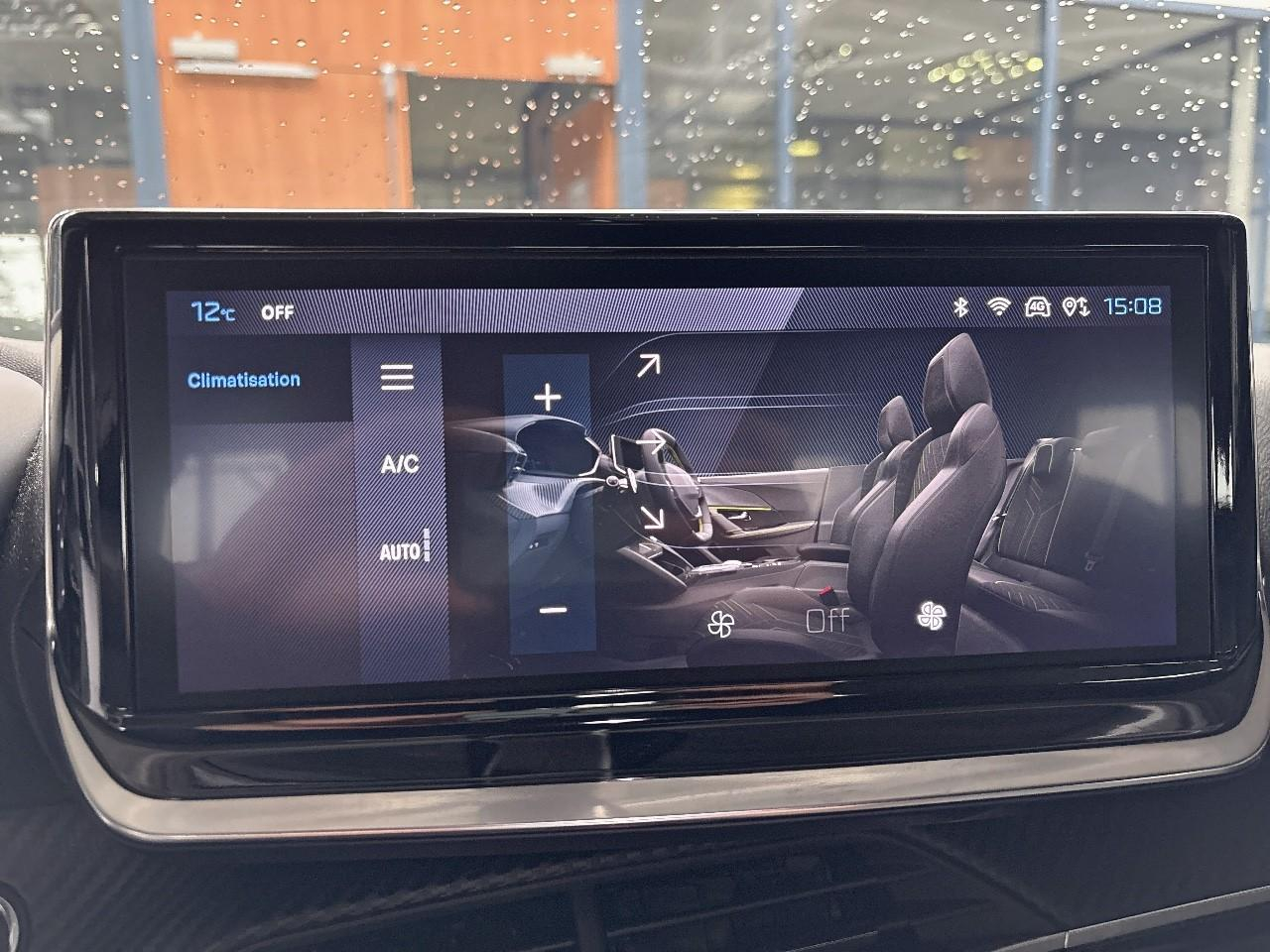 Peugeot 2008 130 s&s eat8 allure — photo 19
