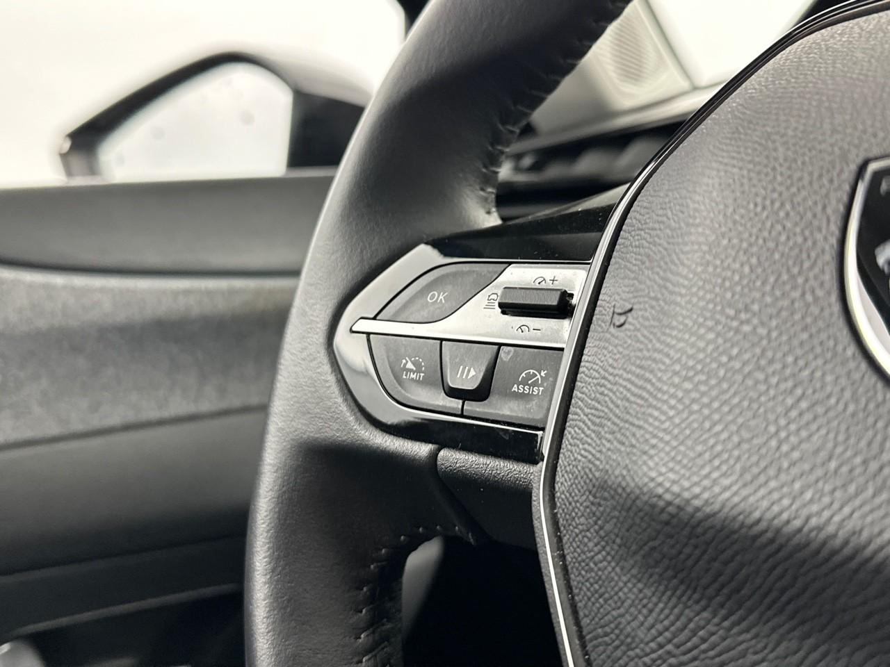 Peugeot 308 bluehdi 130ch s&s bvm6 allure pack — photo 18