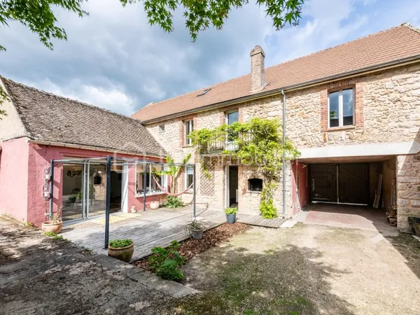 Maison 6 pièces 214 m²