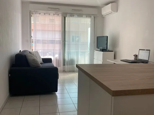 🌞 Charmant studio meublé avec balcon - Mandelieu centre (BAIL ETUDIANT)