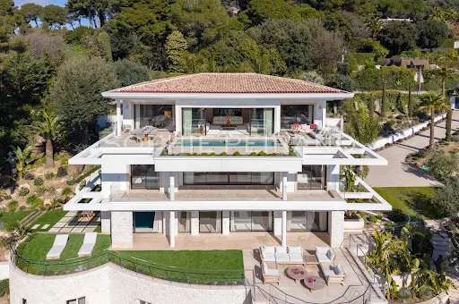 Villa 12 pièces 750 m²