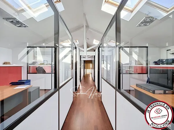 Bureaux, garage 305 m² bordeaux