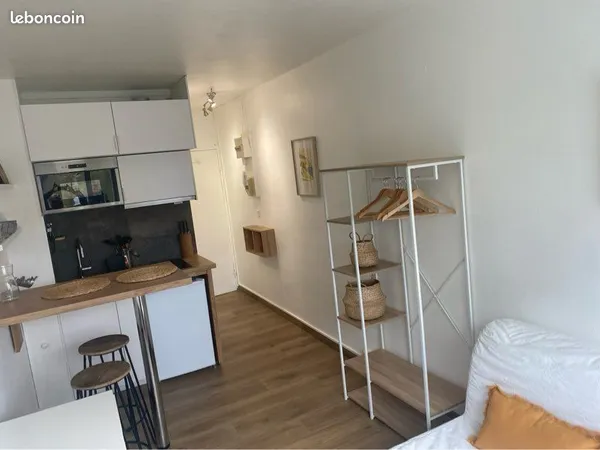 Studio meublé 15m2 avec parking - gif - proche université
