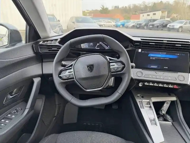 Peugeot 308 hybrid 145 e-dcs6 — photo 9