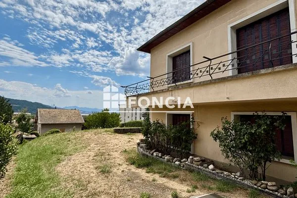 Maison 5 pièces 105 m²