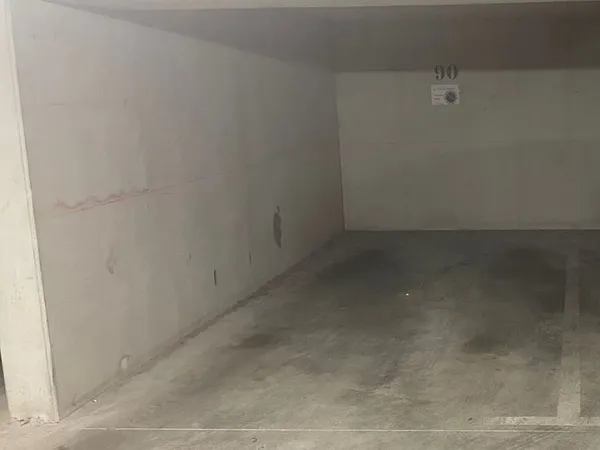 Parking sécurisé sous-sol - Marseille 8e Prado