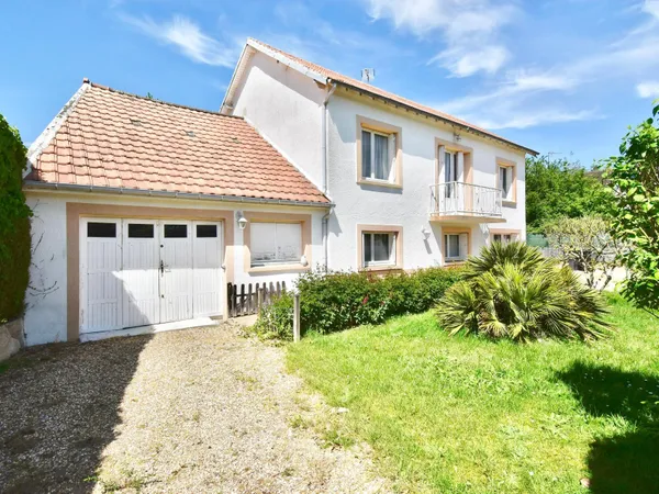 Maison 4 chambres avec garage proche Anet