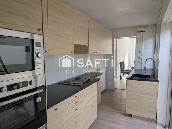 MAISON - QUARTIER REMICOURT 101 M² À 50 M DES CHAMPS-ÉLYSÉES