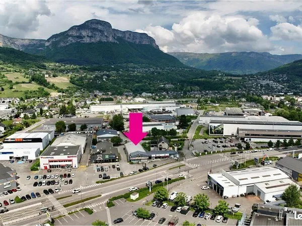 Local commercial 445 m² SAINT ALBAN LEYSSE