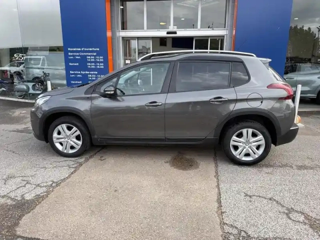 Peugeot 2008 1.5 bluehdi 100ch e6.c signature s&amp;s bvm5 86g — photo 8