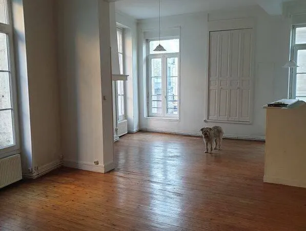 Appartement 1 pièce 60 m²
