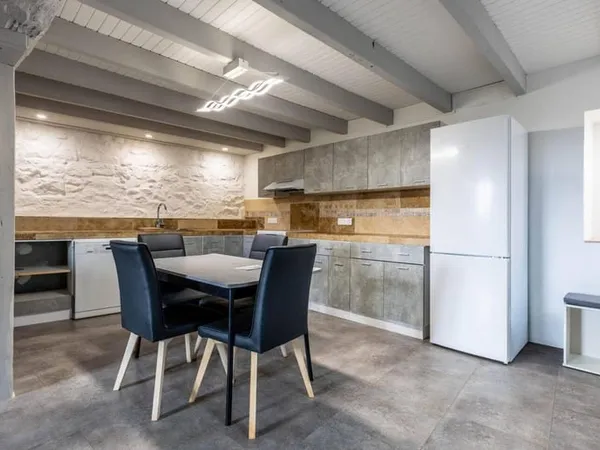 Maison 2 pièces 80 m²