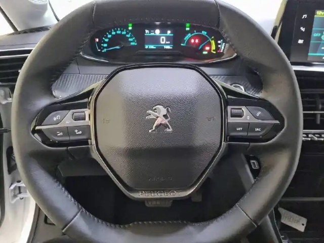 Peugeot 208 electrique 50 kwh 136ch — photo 77