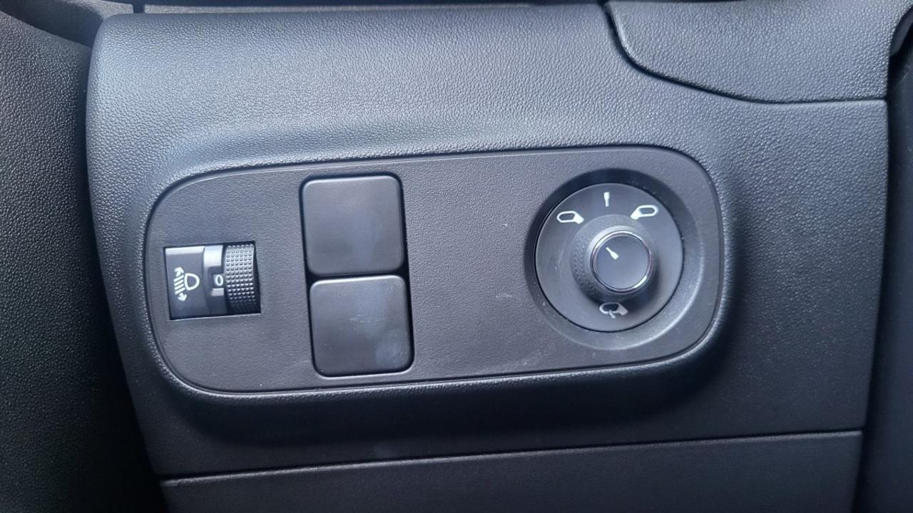 Citroën C3 puretech 110 s&s bvm6 shine — photo 14