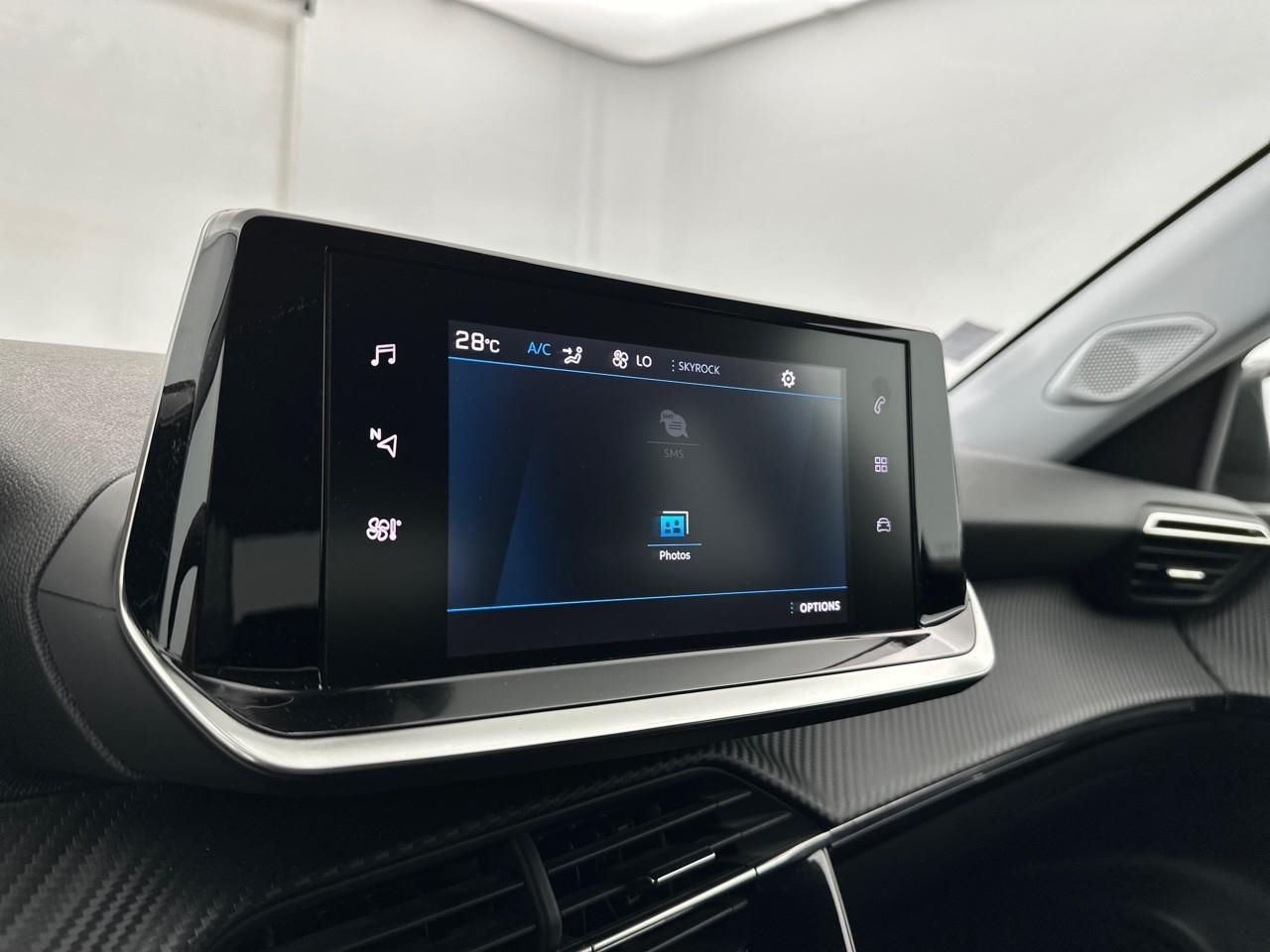 Peugeot 2008 puretech 130 s&s eat8 style — photo 24