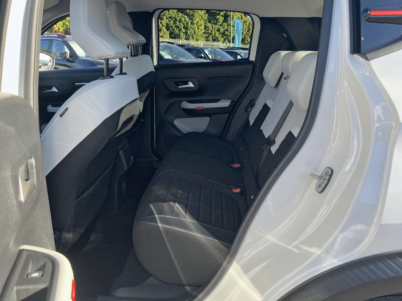 Citroën C3 hybride 110 ch automatique max — photo 10