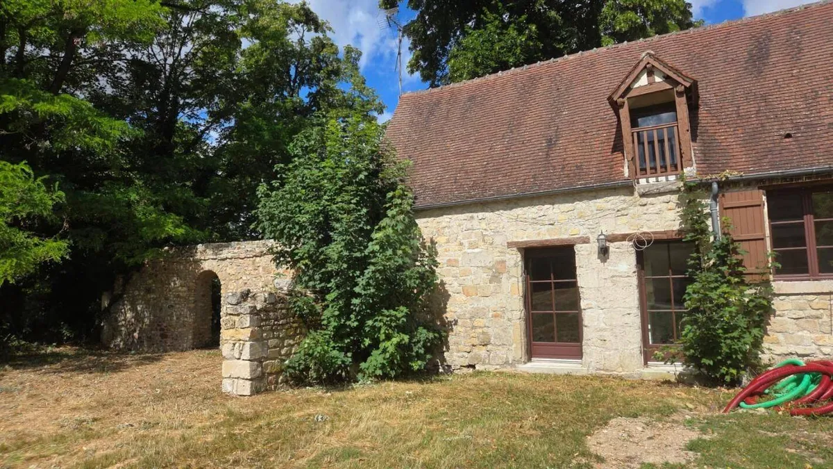 Photo 1