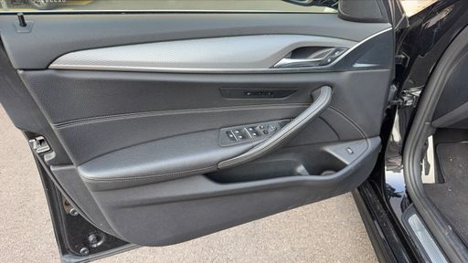 BMW Serie 5 520d 190 Steptronic8 - M Sport – 2018 – 117257 km – Diesel – Boîte Automatique — photo 42