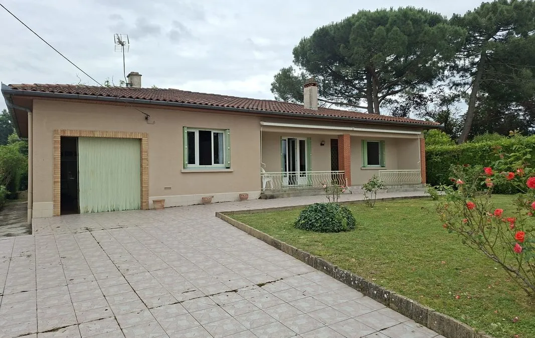 Photo 1