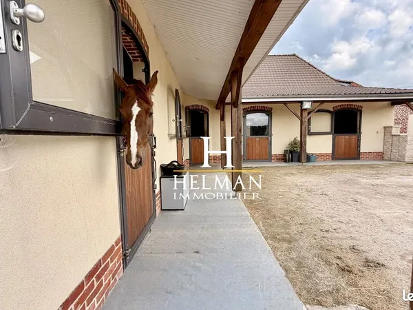 Propriété 7 pièces 185 m²