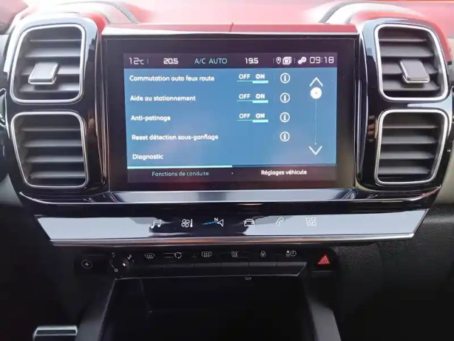 Citroën C5 Aircross hybride rechargeable 225 e-eat8 — photo 50