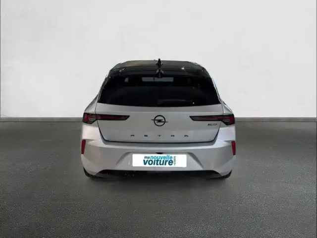 Opel Astra 1.2 turbo hybride 145 ch automatique — photo 5